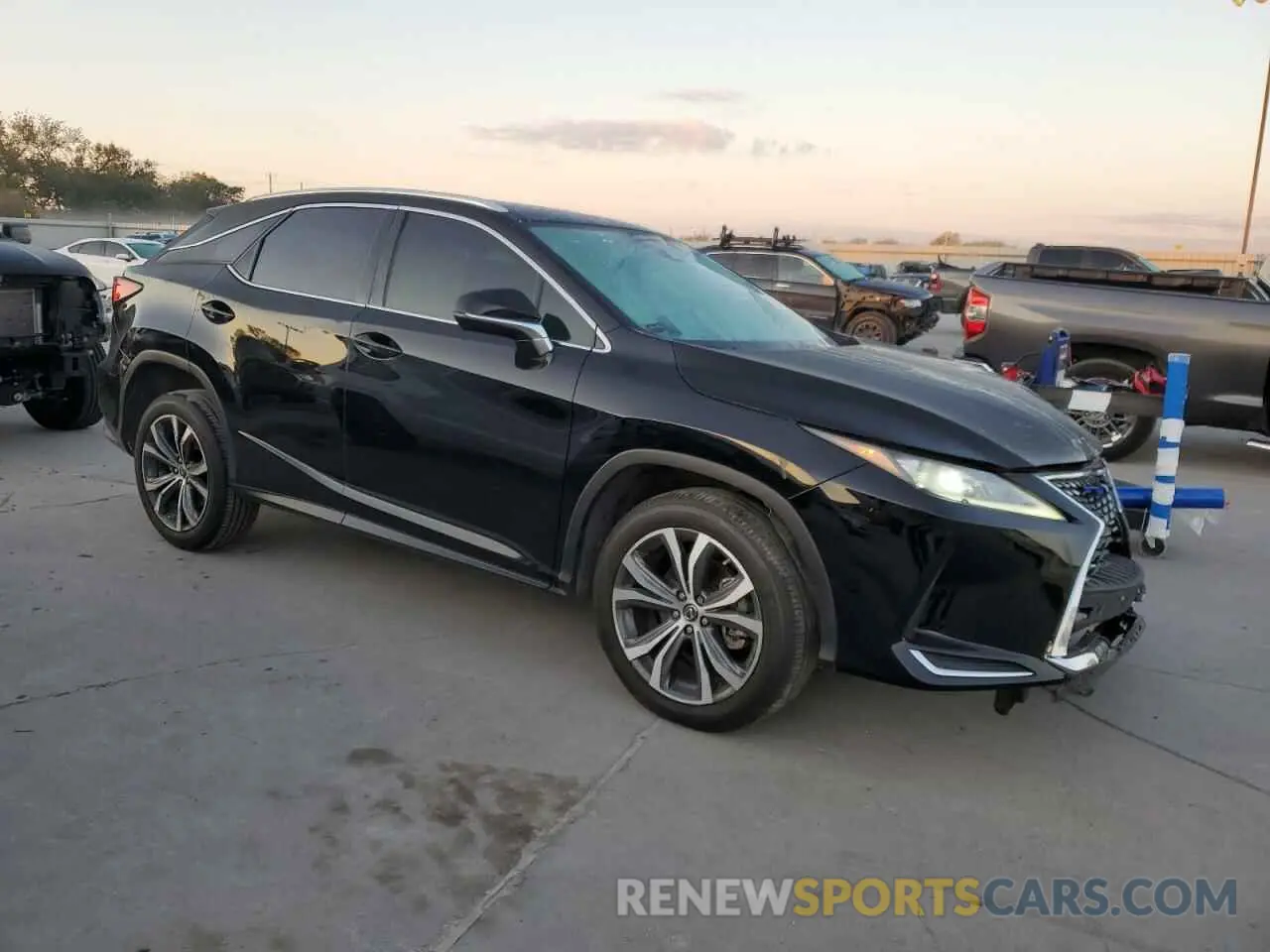 4 fotografías del automóvil dañado 2T2HZMAA6LC159876 LEXUS RX350 2020