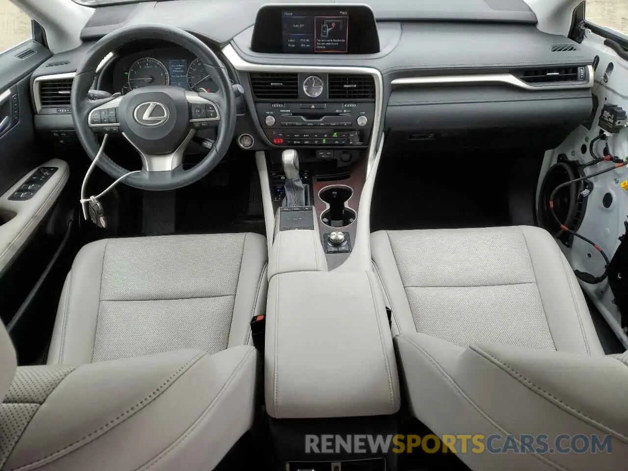 8 fotografías del automóvil dañado 2T2HZMDA4LC245991 LEXUS RX350 2020