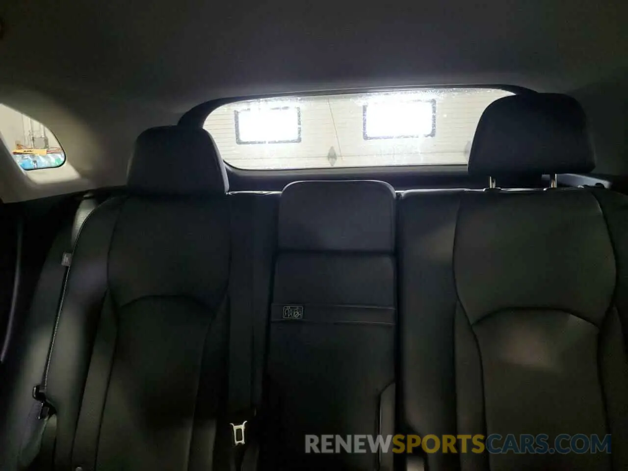 10 fotografías del automóvil dañado 2T2HZMDA5LC222879 LEXUS RX350 2020