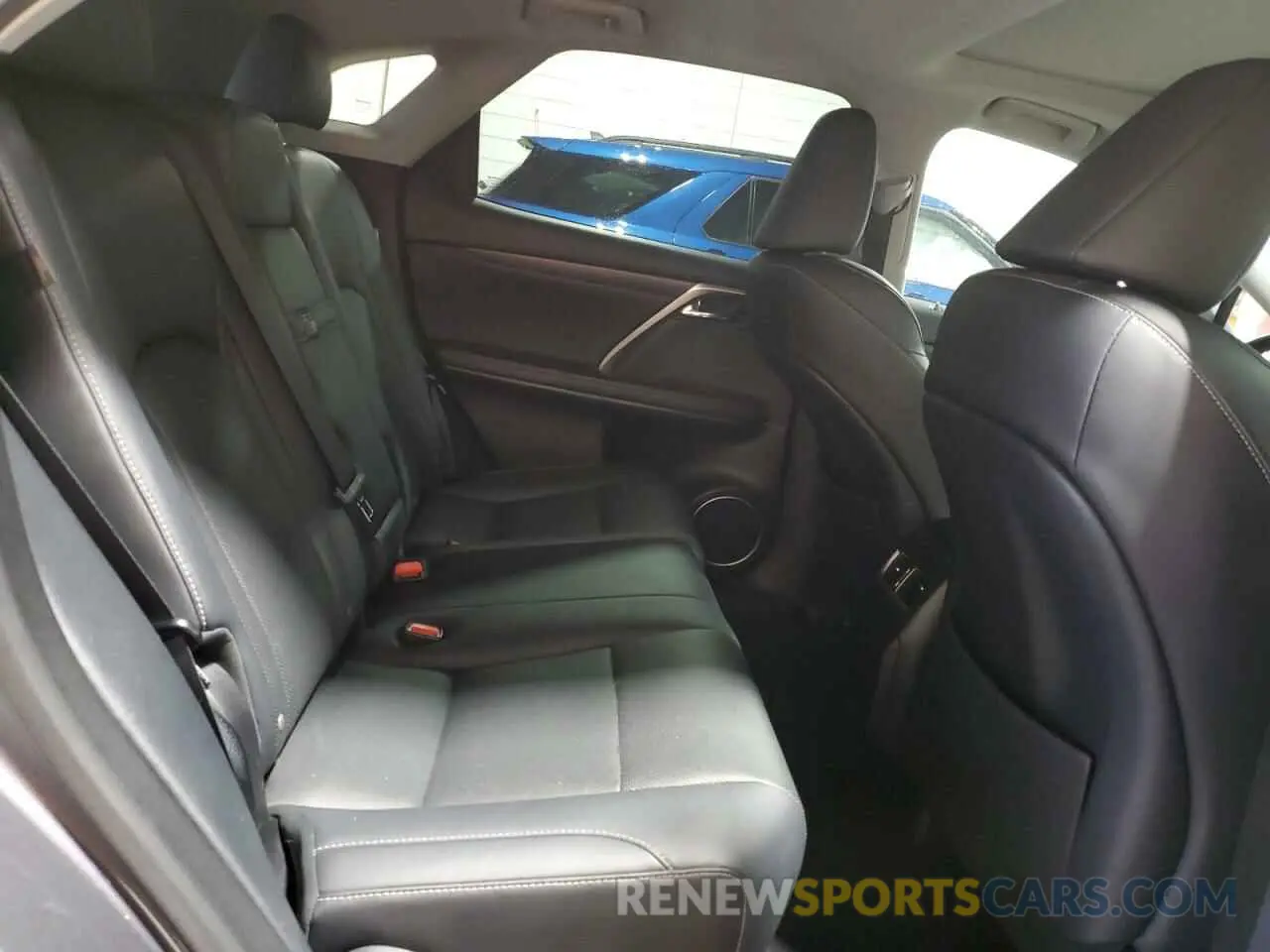 11 fotografías del automóvil dañado 2T2HZMDA5LC222879 LEXUS RX350 2020