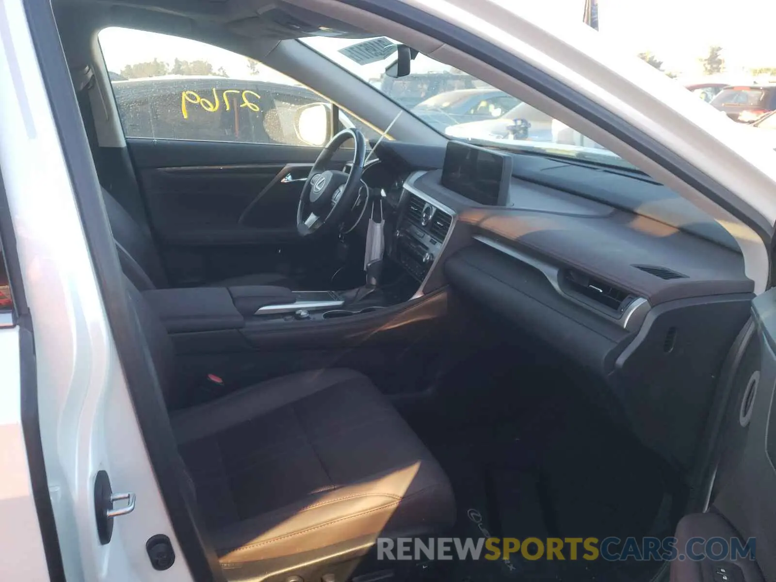 5 fotografías del automóvil dañado 2T2JZMAA5LC178839 LEXUS RX350 2020