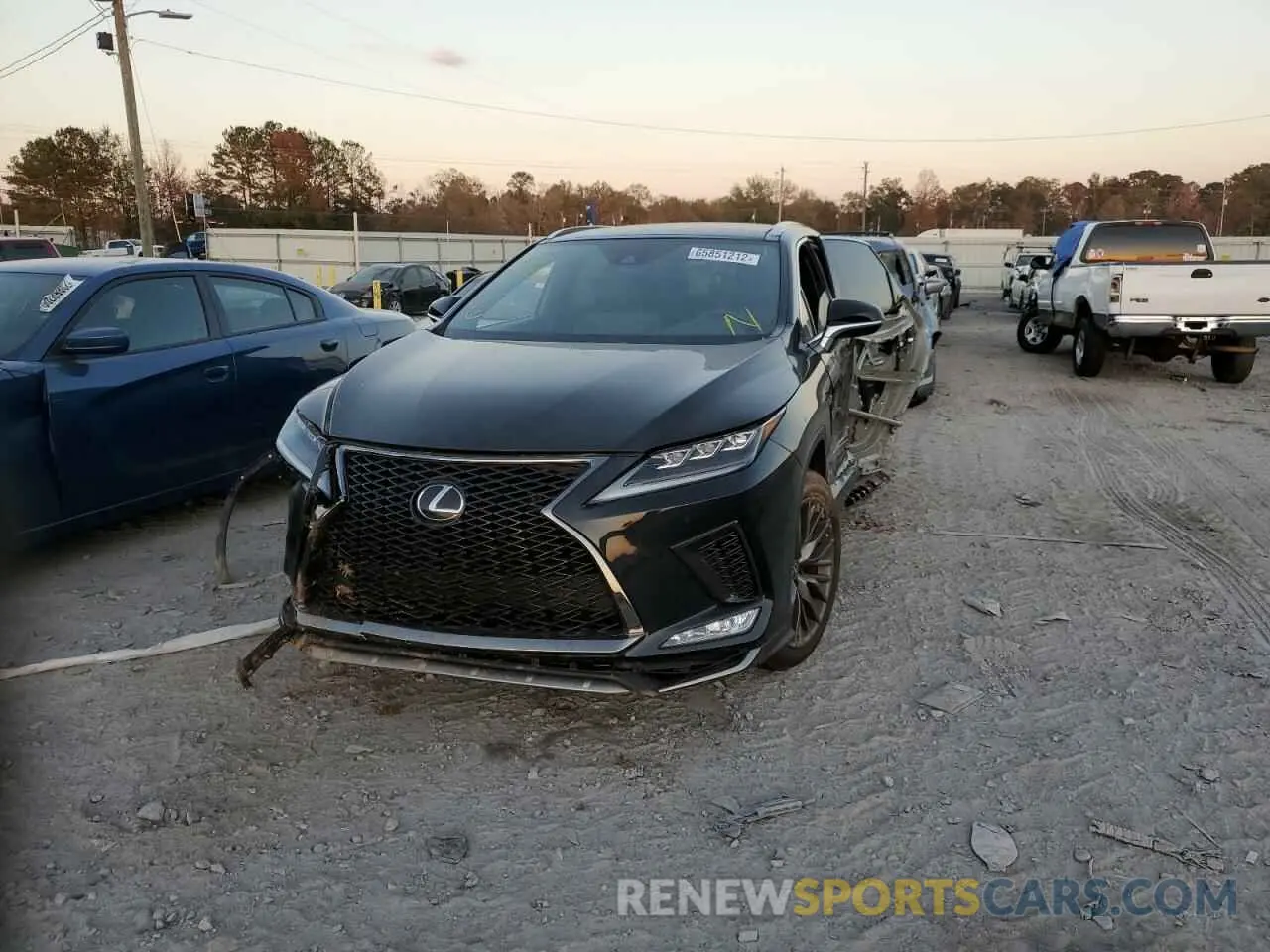 2 fotografías del automóvil dañado 2T2YZMDA5LC237768 LEXUS RX350 2020