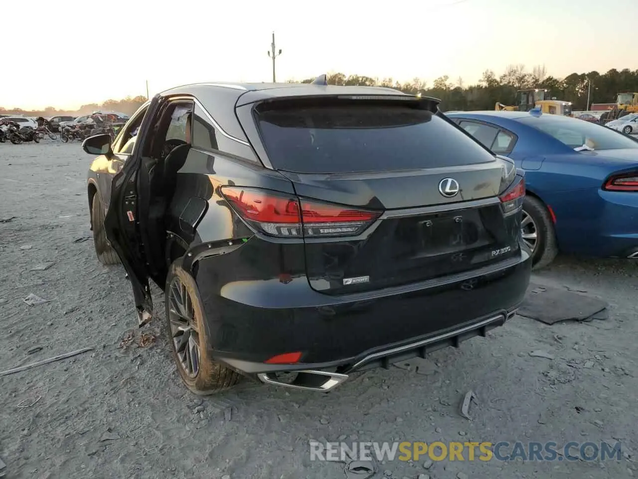 3 fotografías del automóvil dañado 2T2YZMDA5LC237768 LEXUS RX350 2020