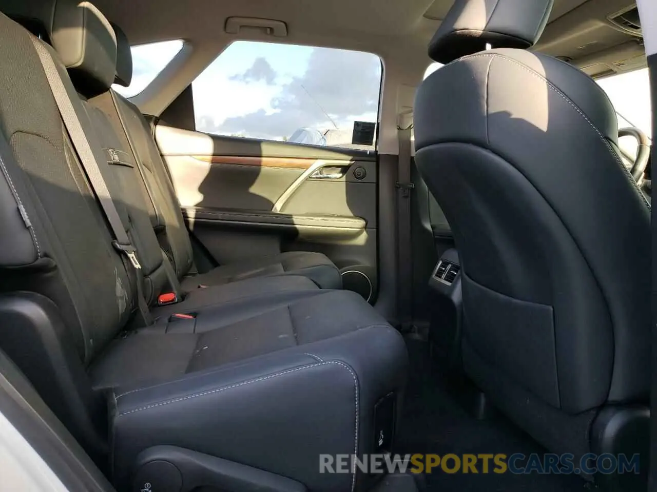 6 fotografías del automóvil dañado JTJHZKEA4L2017797 LEXUS RX350 2020