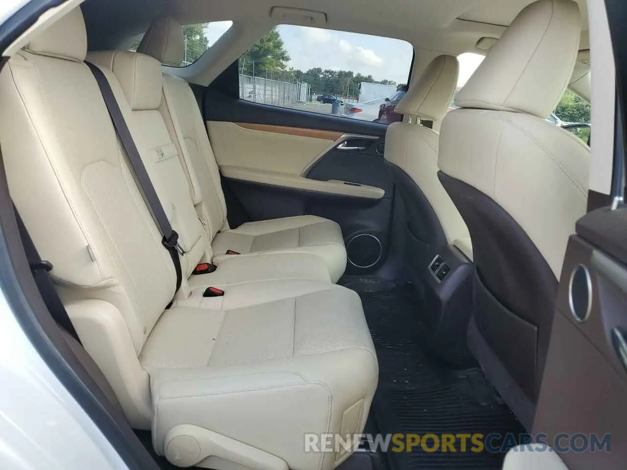 11 fotografías del automóvil dañado JTJHZKFA0L2026253 LEXUS RX350 2020
