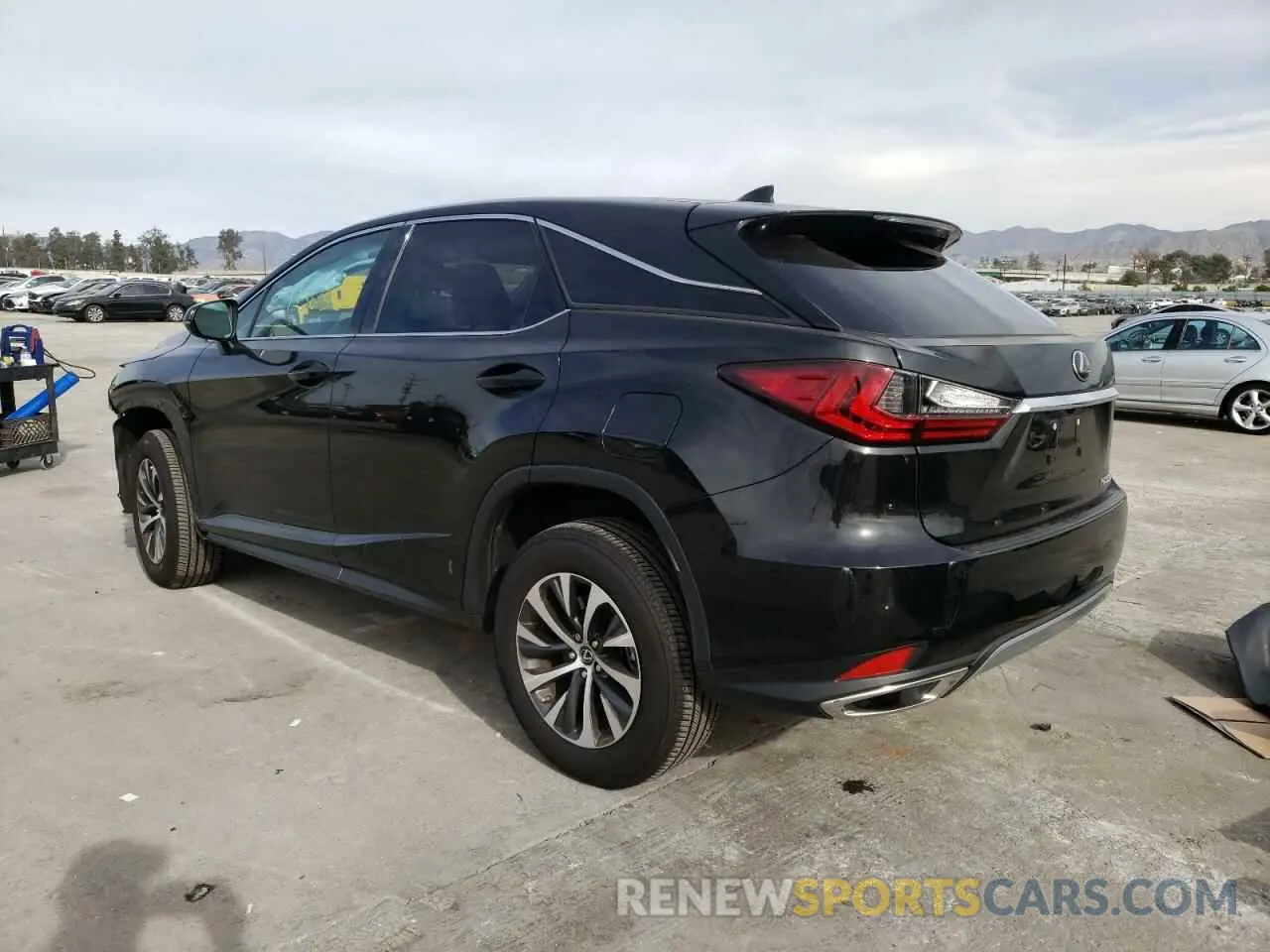 3 fotografías del automóvil dañado 2T2AZMAA0MC189314 LEXUS RX350 2021