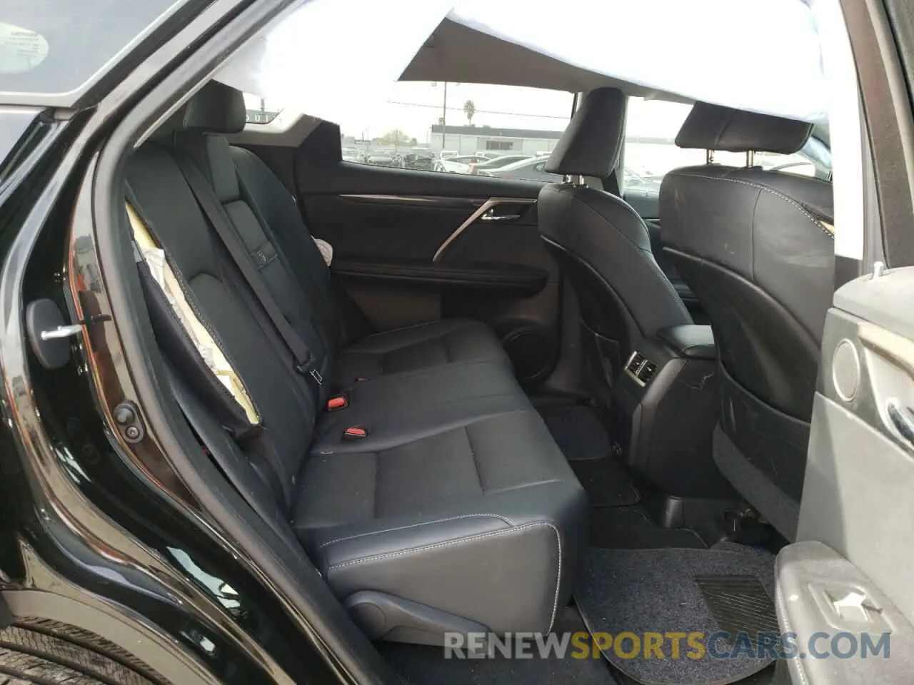 6 fotografías del automóvil dañado 2T2AZMAA0MC189314 LEXUS RX350 2021