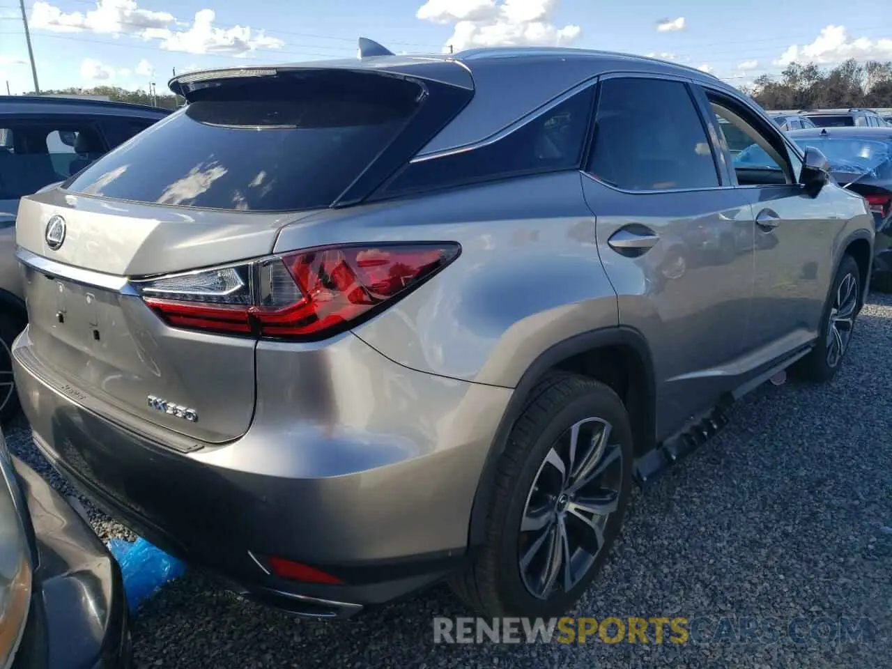 4 fotografías del automóvil dañado 2T2HZMAA3MC211577 LEXUS RX350 2021