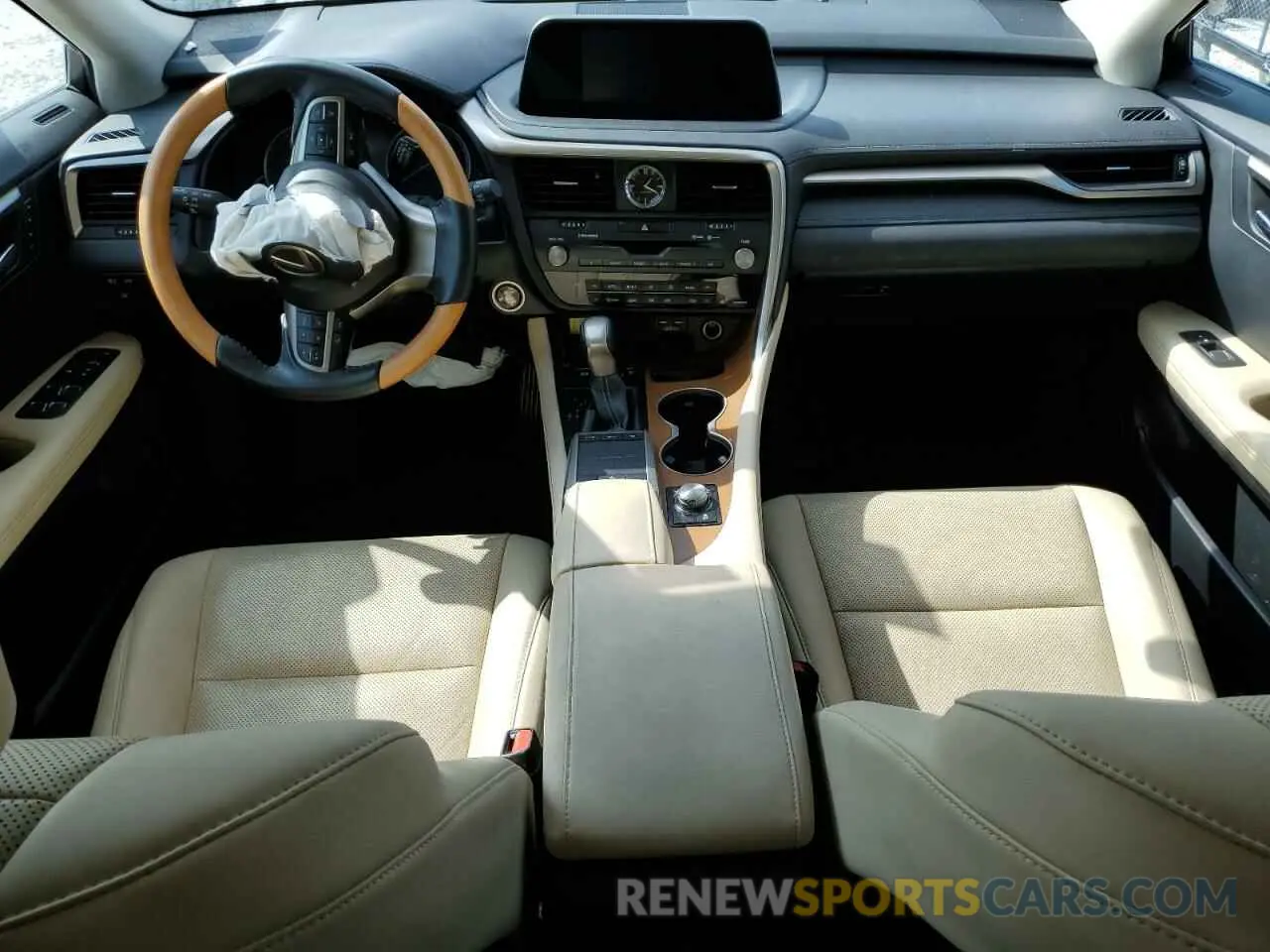8 fotografías del automóvil dañado 2T2HZMAA6MC218006 LEXUS RX350 2021