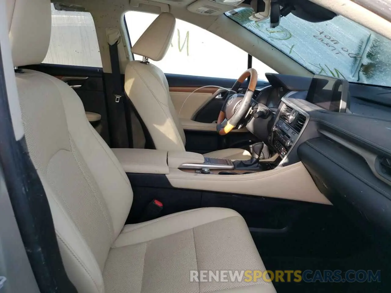 5 fotografías del automóvil dañado 2T2HZMAA7MC184576 LEXUS RX350 2021