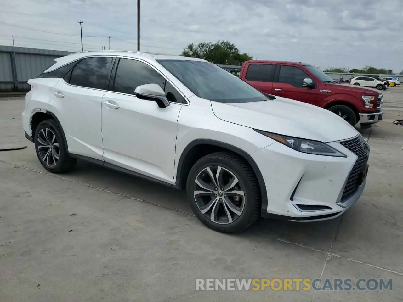 4 fotografías del automóvil dañado 2T2HZMAA9MC201832 LEXUS RX350 2021