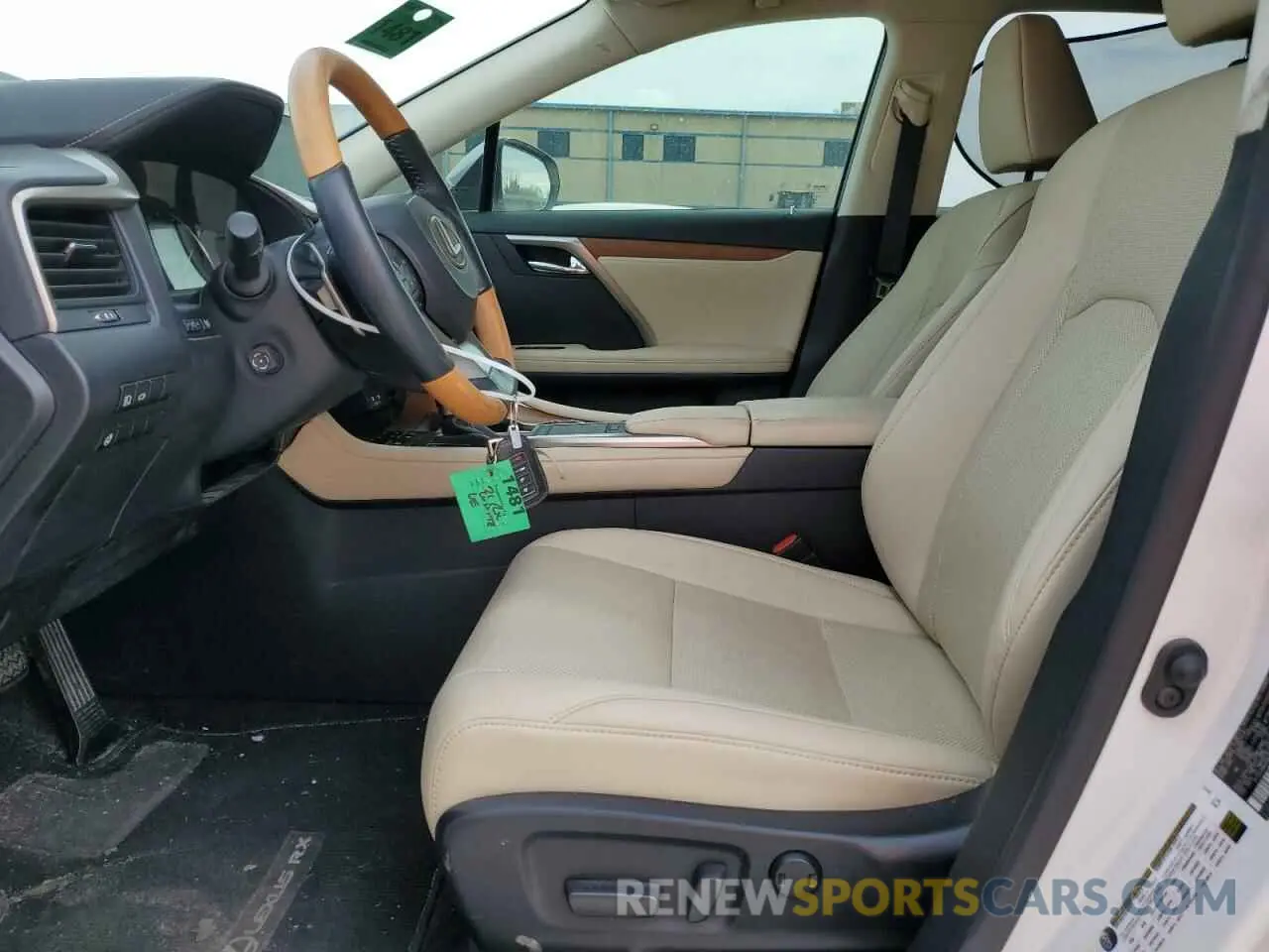 7 fotografías del automóvil dañado 2T2HZMAA9MC201832 LEXUS RX350 2021