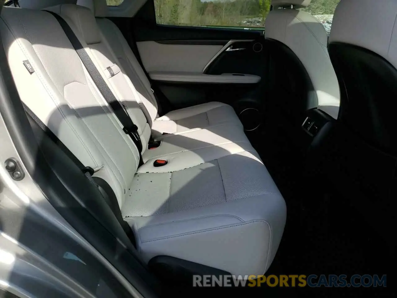 11 fotografías del automóvil dañado 2T2HZMAA9MC213673 LEXUS RX350 2021