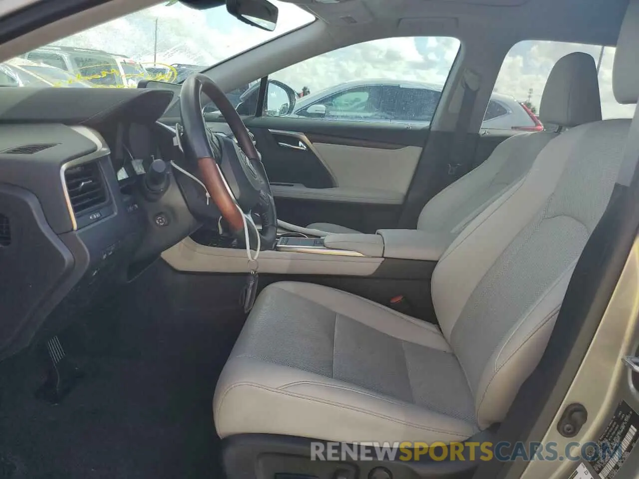 7 fotografías del automóvil dañado 2T2HZMAAXMC190243 LEXUS RX350 2021