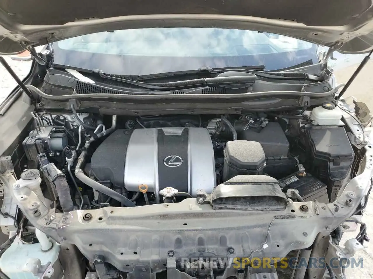 12 fotografías del automóvil dañado 2T2JZMAA7MC188225 LEXUS RX350 2021