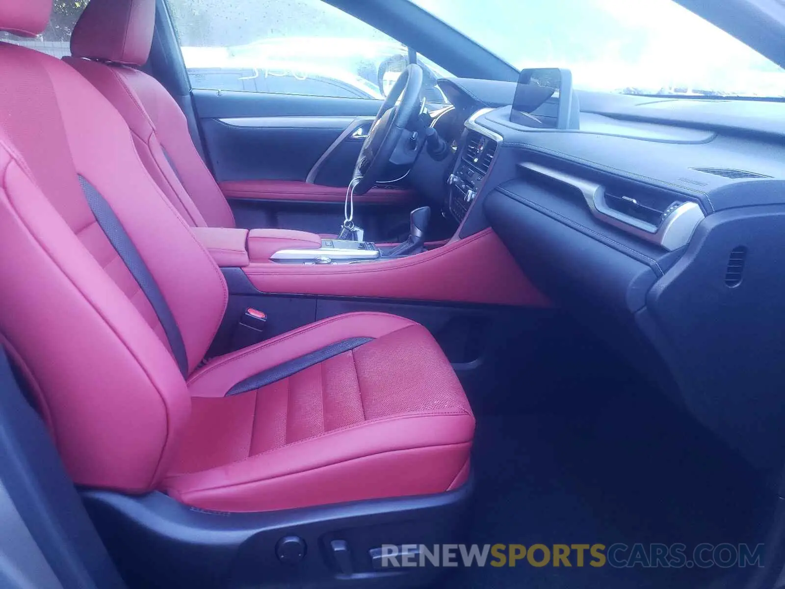 5 fotografías del automóvil dañado 2T2SZMDA2MC279578 LEXUS RX350 2021