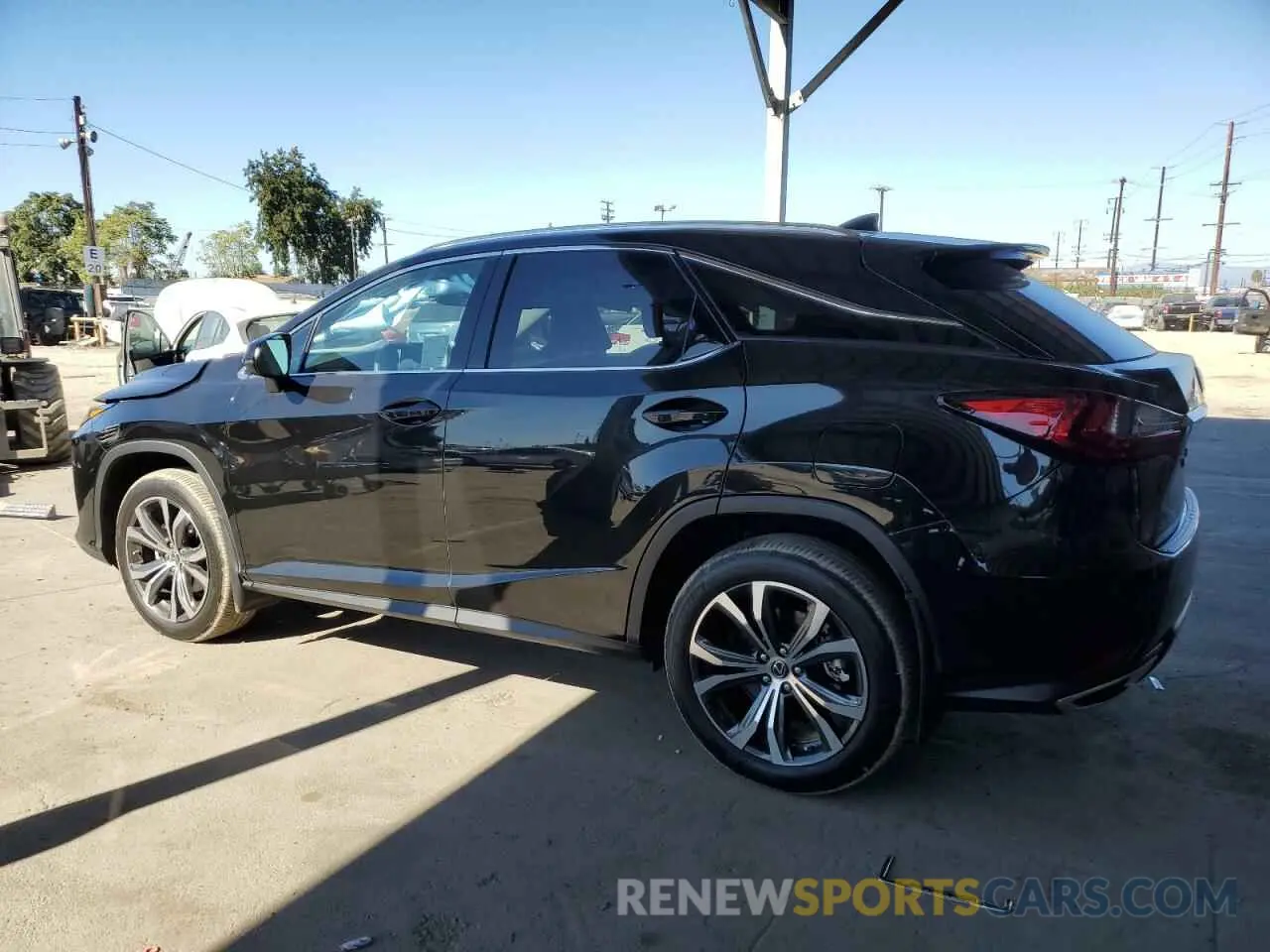 2 fotografías del automóvil dañado 2T2HZMAA1NC254381 LEXUS RX350 2022