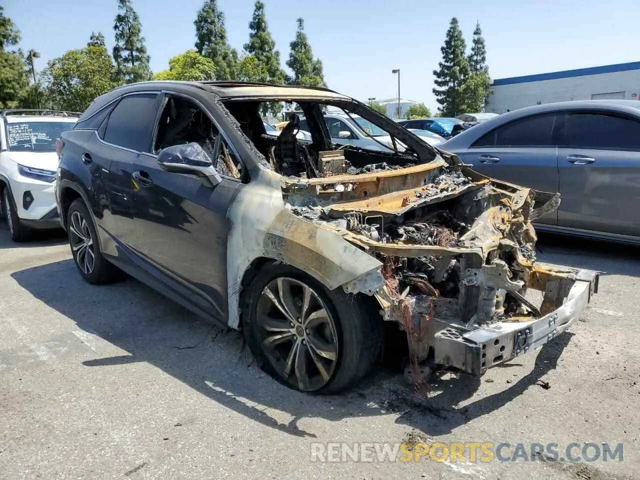 4 fotografías del automóvil dañado 2T2HZMAA2NC244975 LEXUS RX350 2022