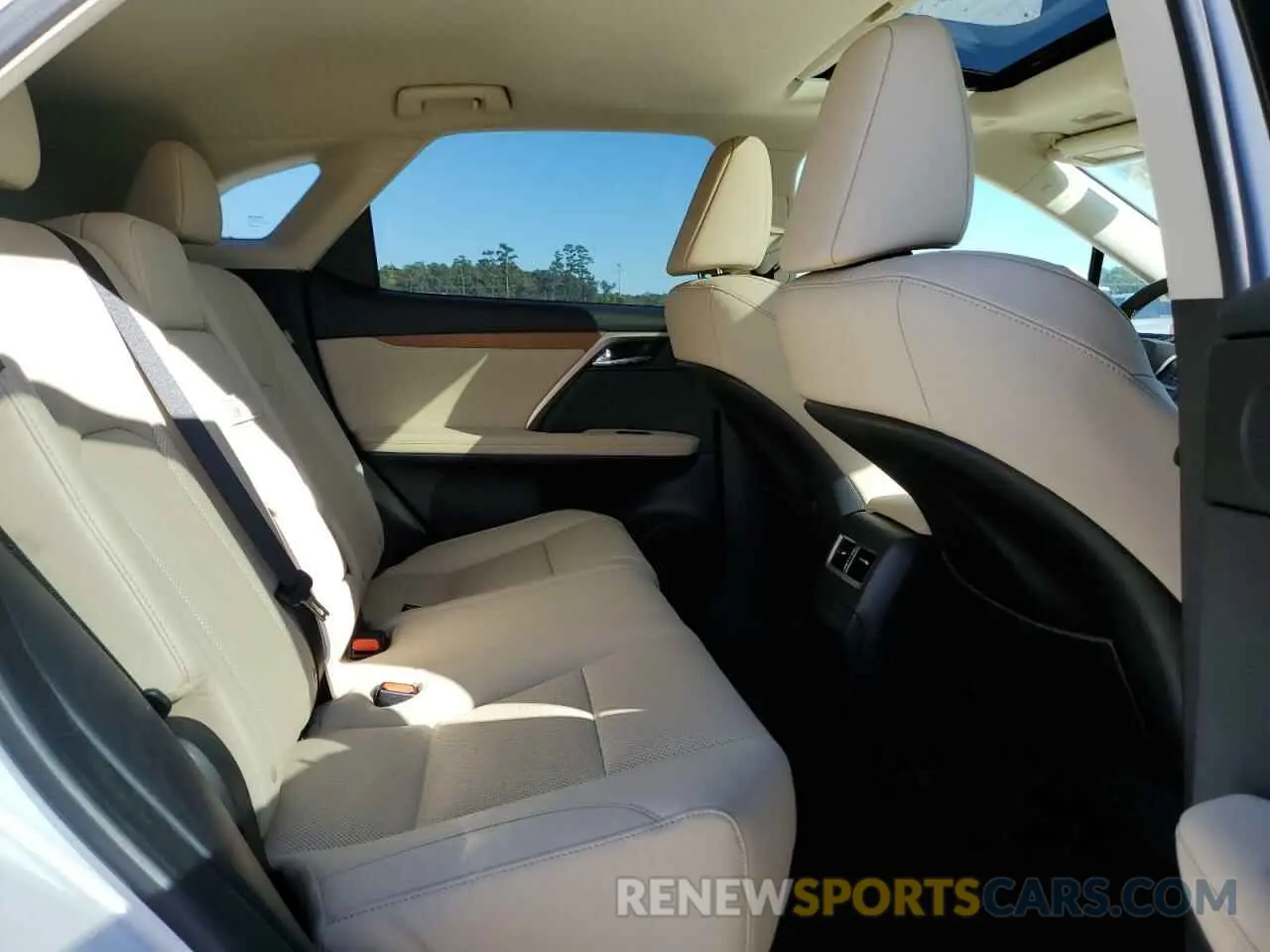 11 fotografías del automóvil dañado 2T2HZMAA2NC258178 LEXUS RX350 2022