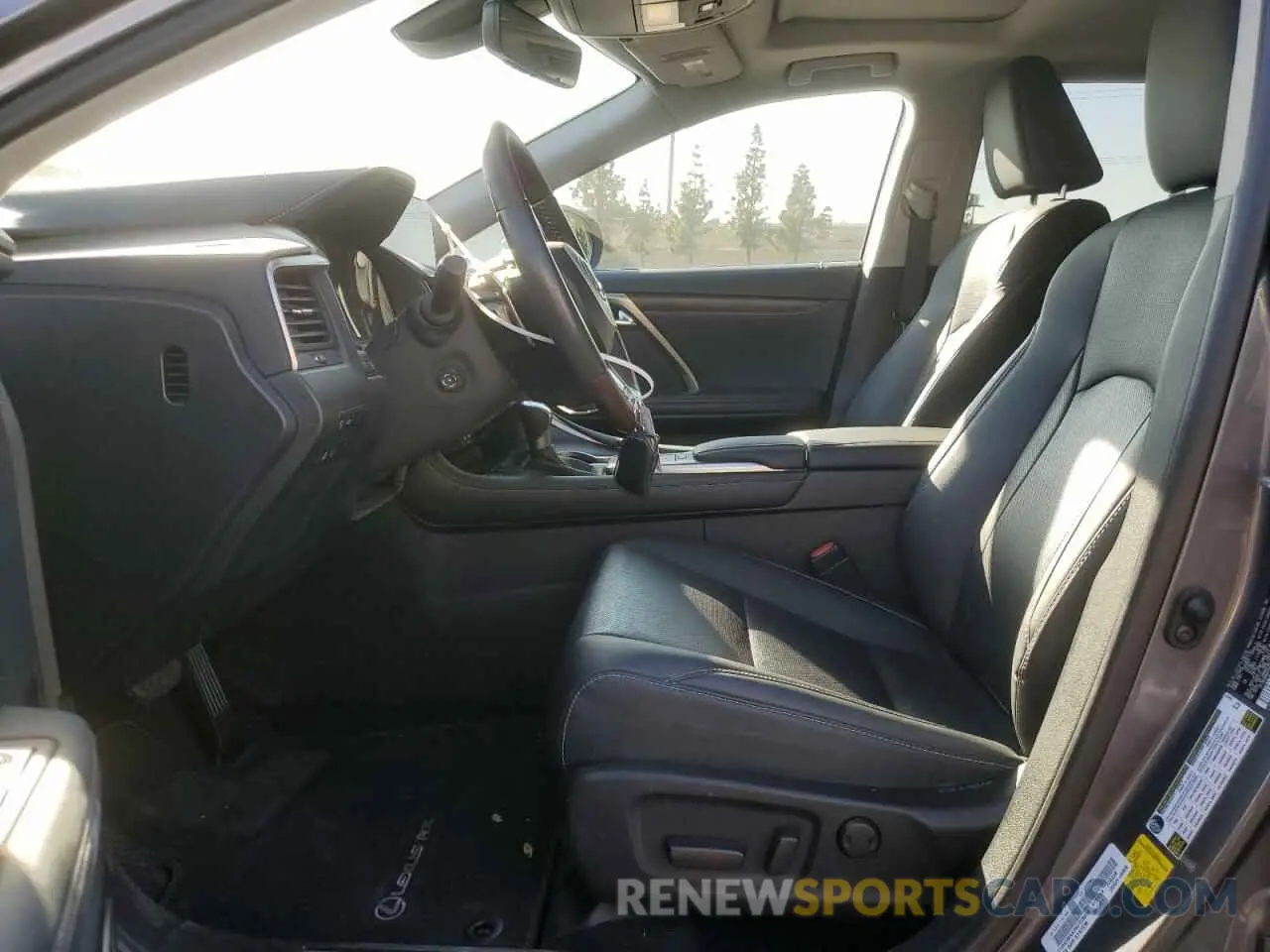 7 fotografías del automóvil dañado 2T2HZMAA7NC228058 LEXUS RX350 2022