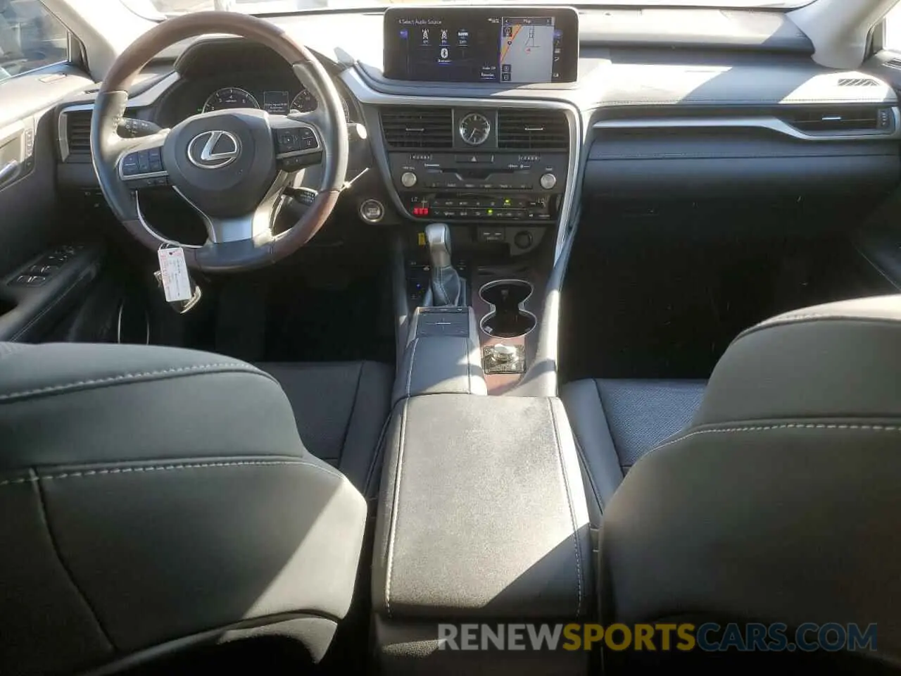 8 fotografías del automóvil dañado 2T2HZMAA7NC228058 LEXUS RX350 2022