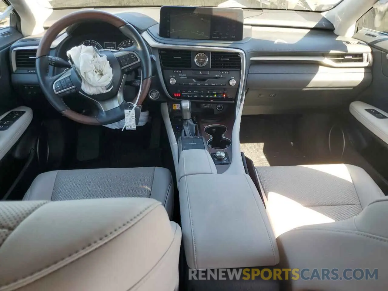 8 fotografías del automóvil dañado 2T2HZMAA7NC257835 LEXUS RX350 2022