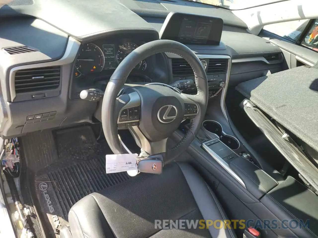 8 fotografías del automóvil dañado 2T2HZMAA7NC260136 LEXUS RX350 2022