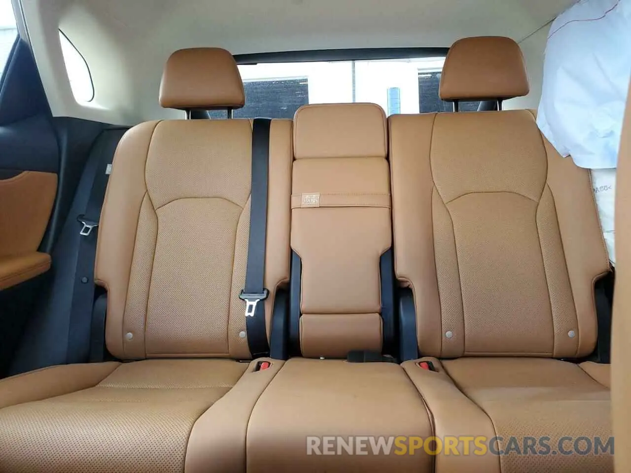 10 fotografías del automóvil dañado 2T2HZMAA8NC234404 LEXUS RX350 2022