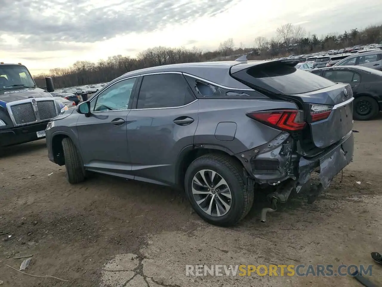 2 fotografías del automóvil dañado 2T2HZMDA1NC331083 LEXUS RX350 2022