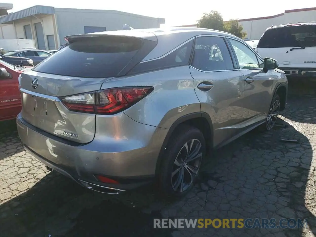 4 fotografías del automóvil dañado 2T2HZMDA1NC339491 LEXUS RX350 2022