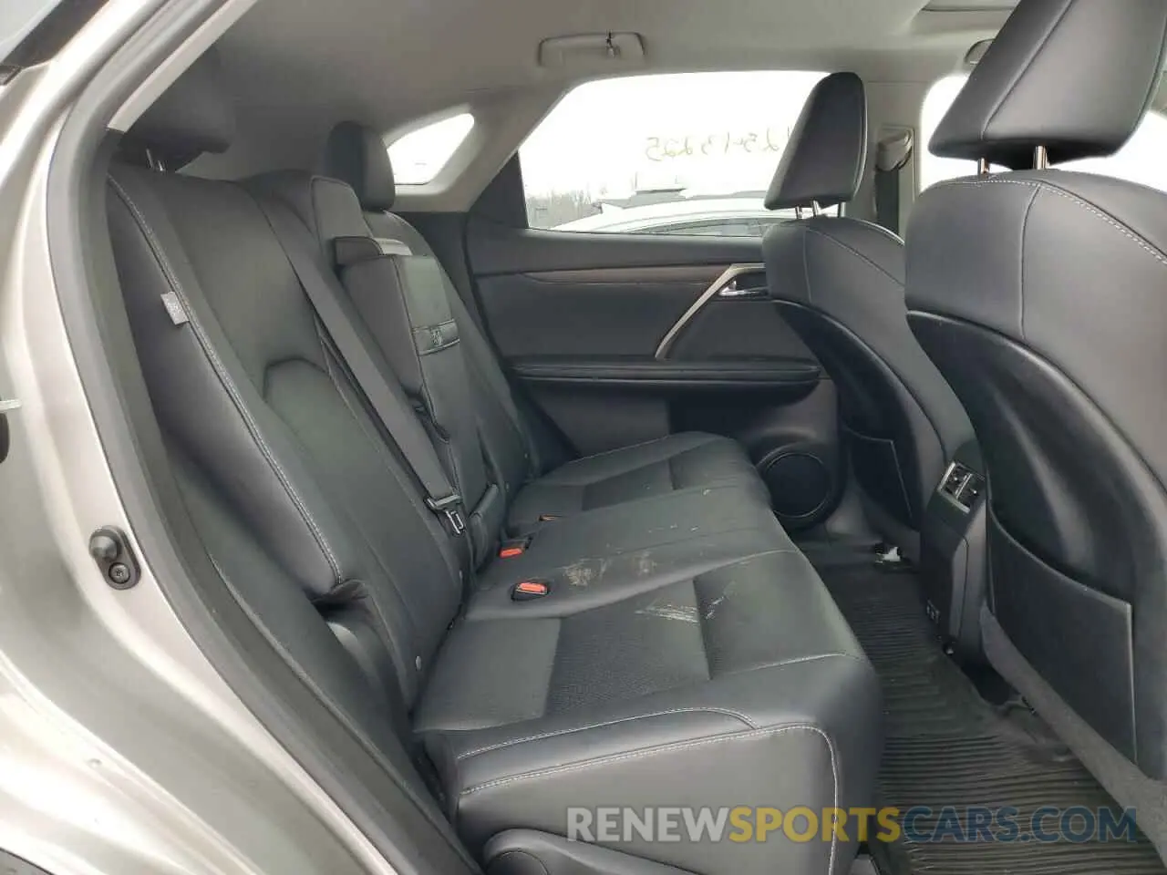 11 fotografías del automóvil dañado 2T2HZMDA2NC345686 LEXUS RX350 2022