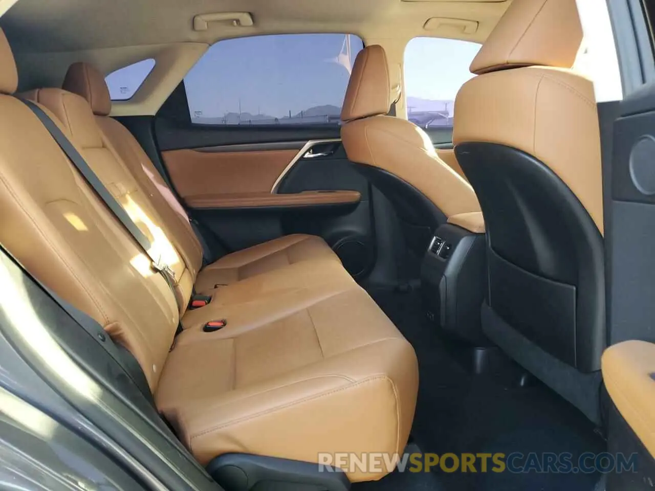 11 fotografías del automóvil dañado 2T2HZMDA4NC327058 LEXUS RX350 2022