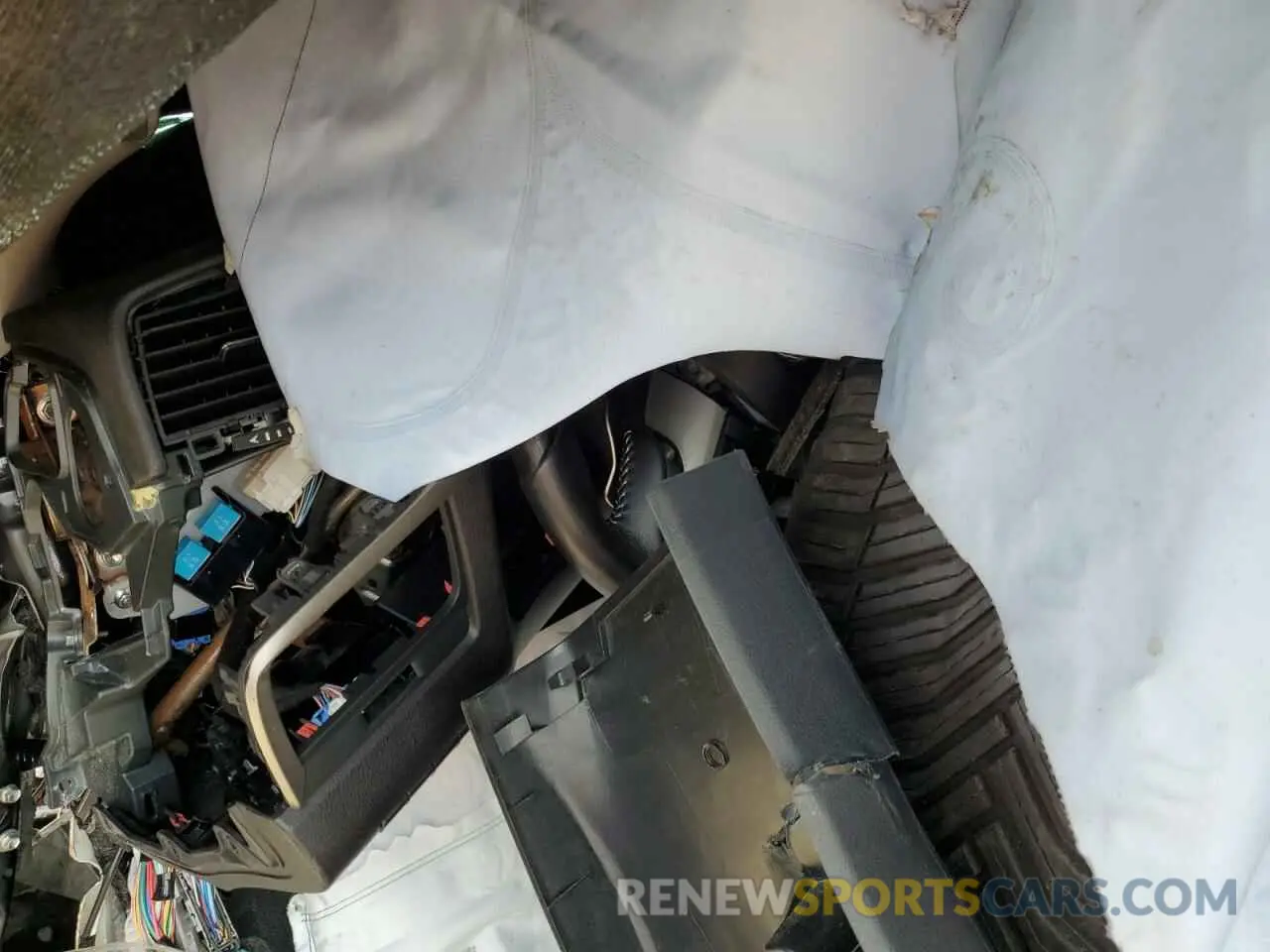 9 fotografías del automóvil dañado 2T2HZMDA5NC329272 LEXUS RX350 2022