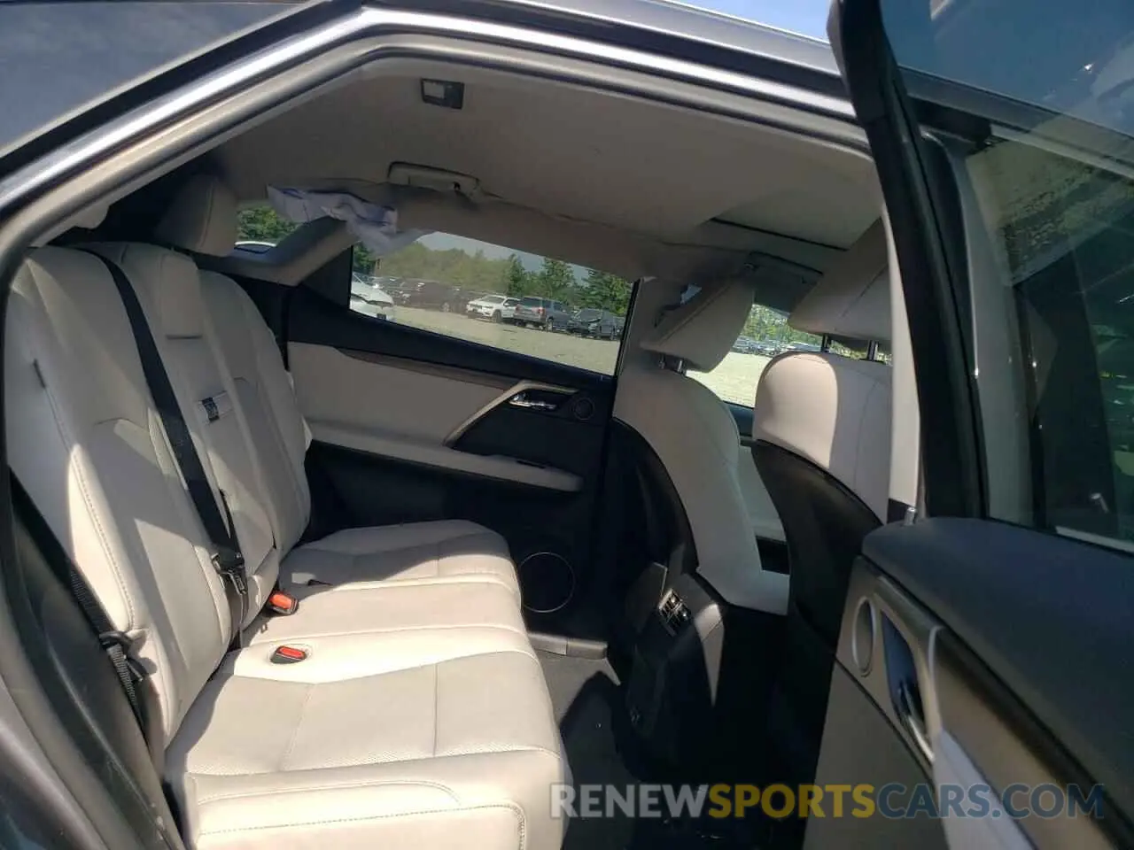 11 fotografías del automóvil dañado 2T2HZMDA6NC311945 LEXUS RX350 2022