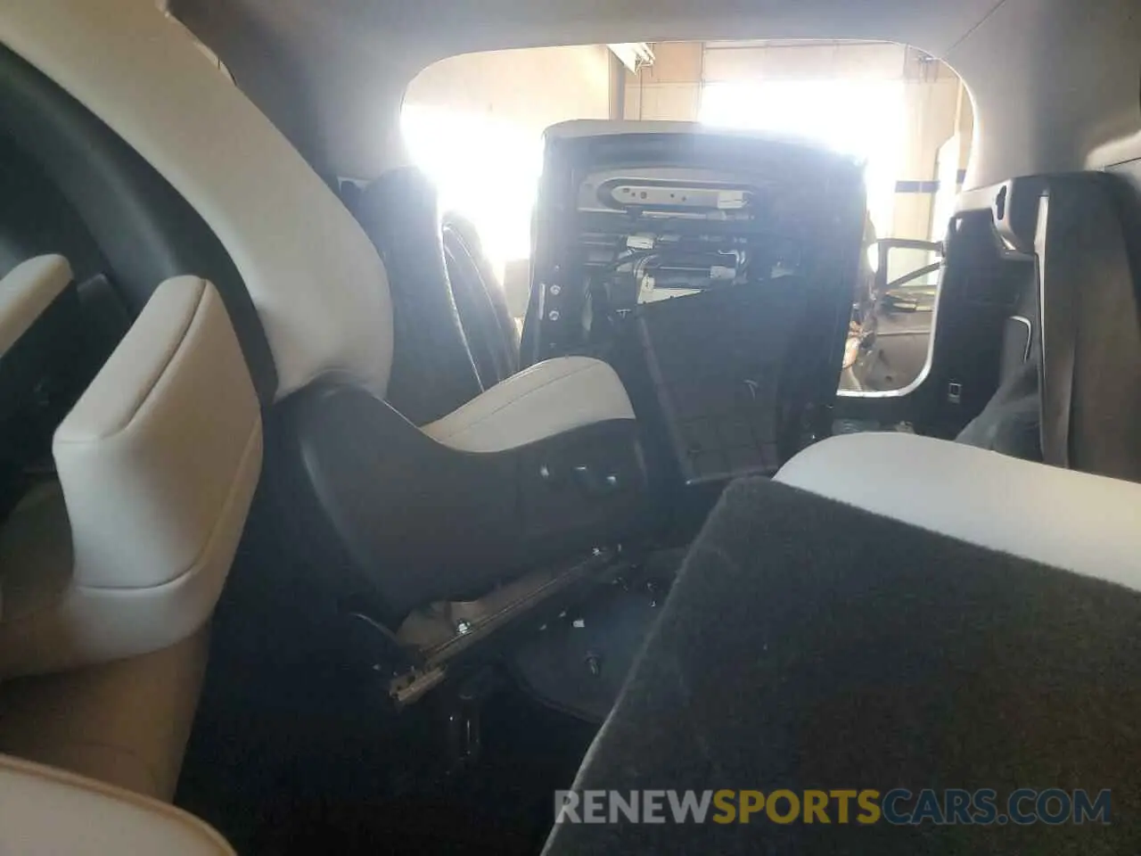 10 fotografías del automóvil dañado 2T2HZMDA7NC328902 LEXUS RX350 2022