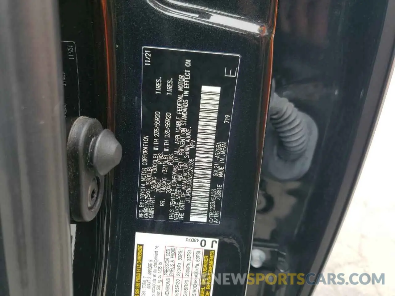 14 fotografías del automóvil dañado JTJHZKEAXN2024238 LEXUS RX350 2022