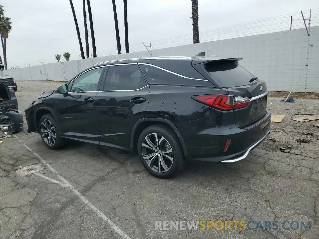 2 fotografías del automóvil dañado JTJHZKEAXN2024238 LEXUS RX350 2022