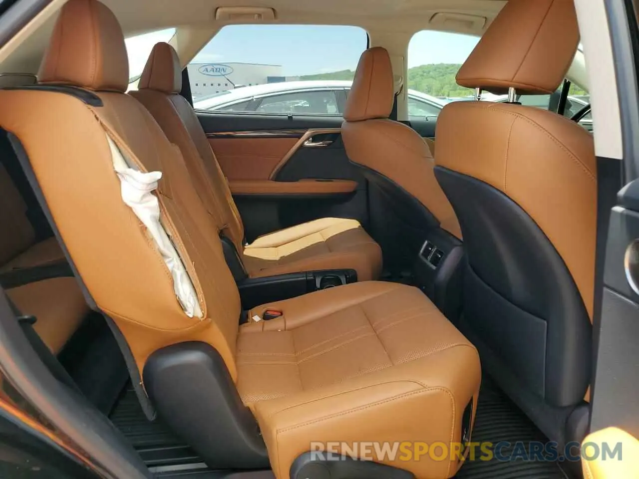 11 fotografías del automóvil dañado JTJJZKFA7N2043099 LEXUS RX350 2022