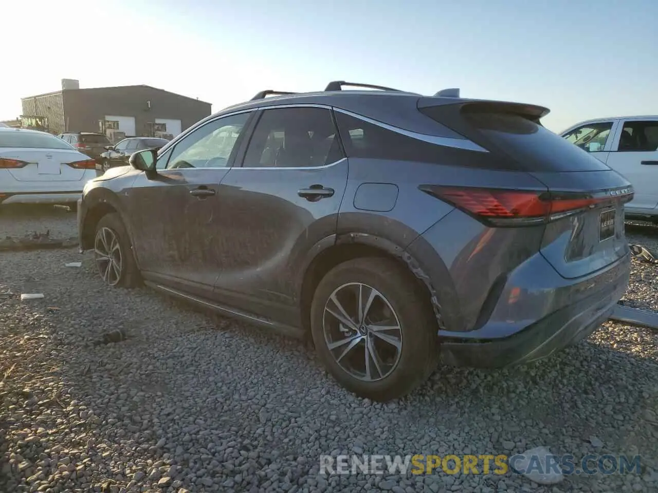 2 fotografías del automóvil dañado 2T2BAMBA3PC014151 LEXUS RX350 2023