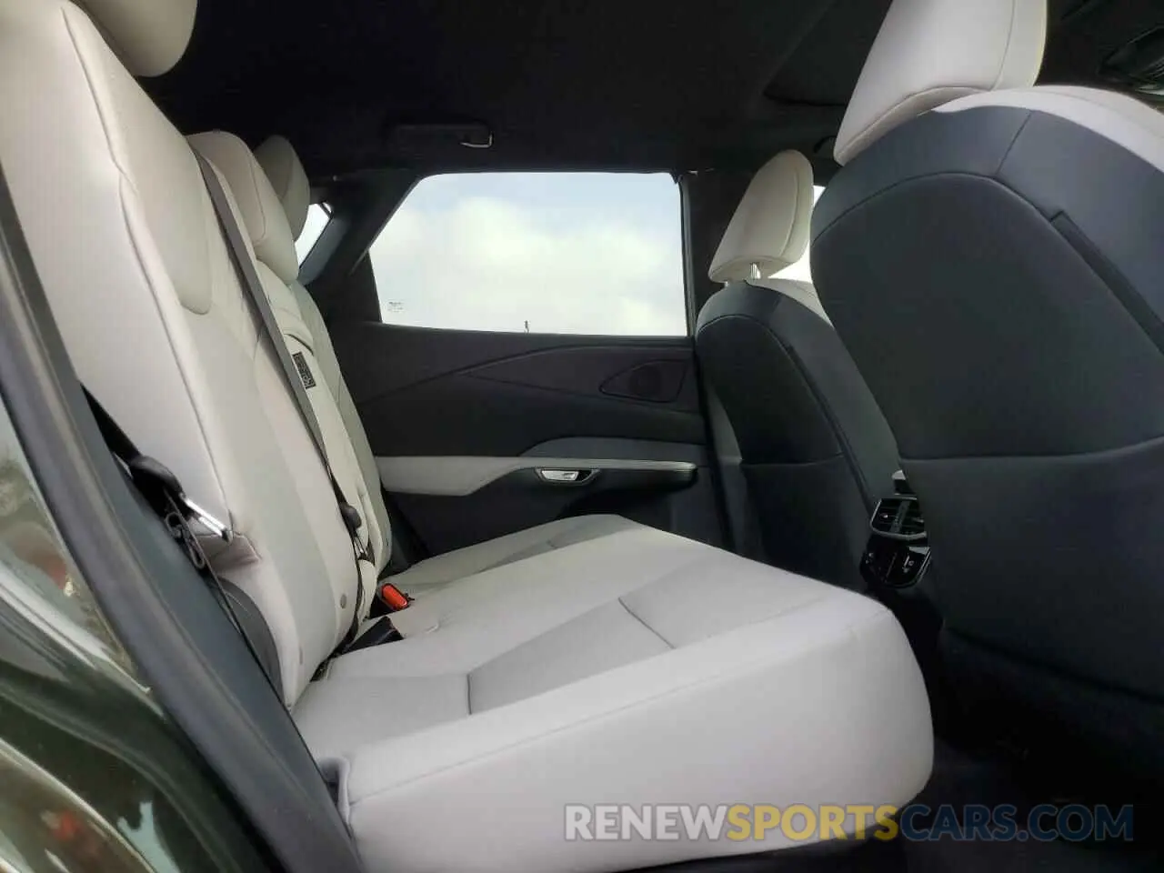 11 fotografías del automóvil dañado 2T2BAMBA7PC009681 LEXUS RX350 2023