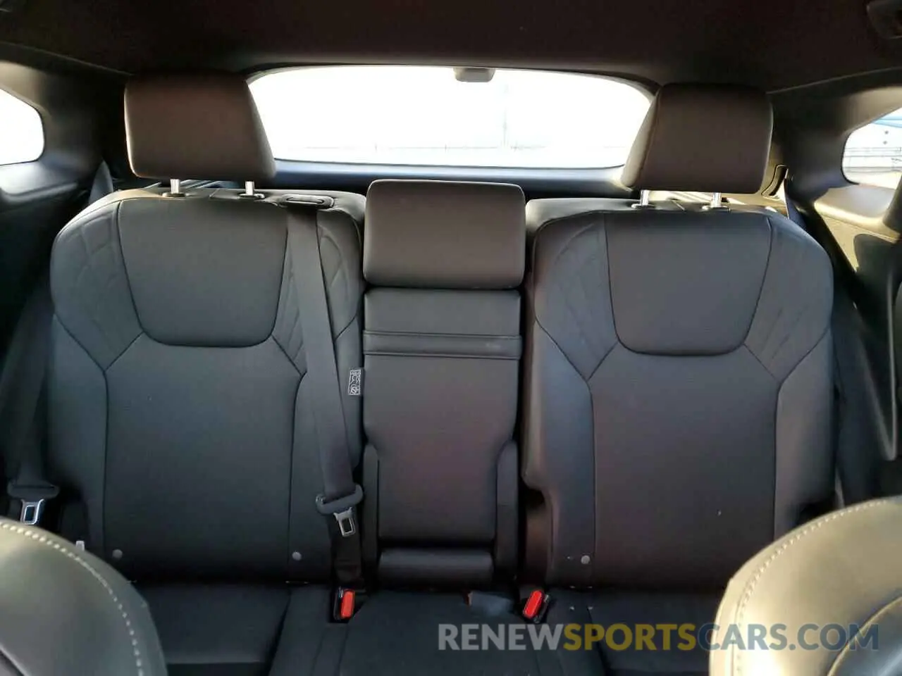10 fotografías del automóvil dañado 2T2BAMBA8PC007406 LEXUS RX350 2023