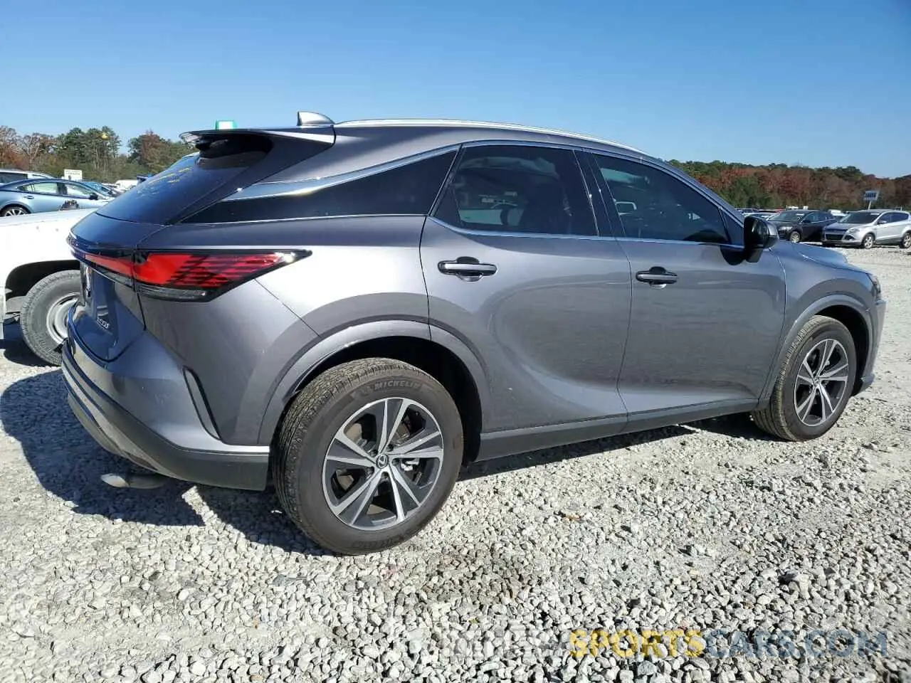 3 fotografías del automóvil dañado 2T2BAMBAXPC011540 LEXUS RX350 2023