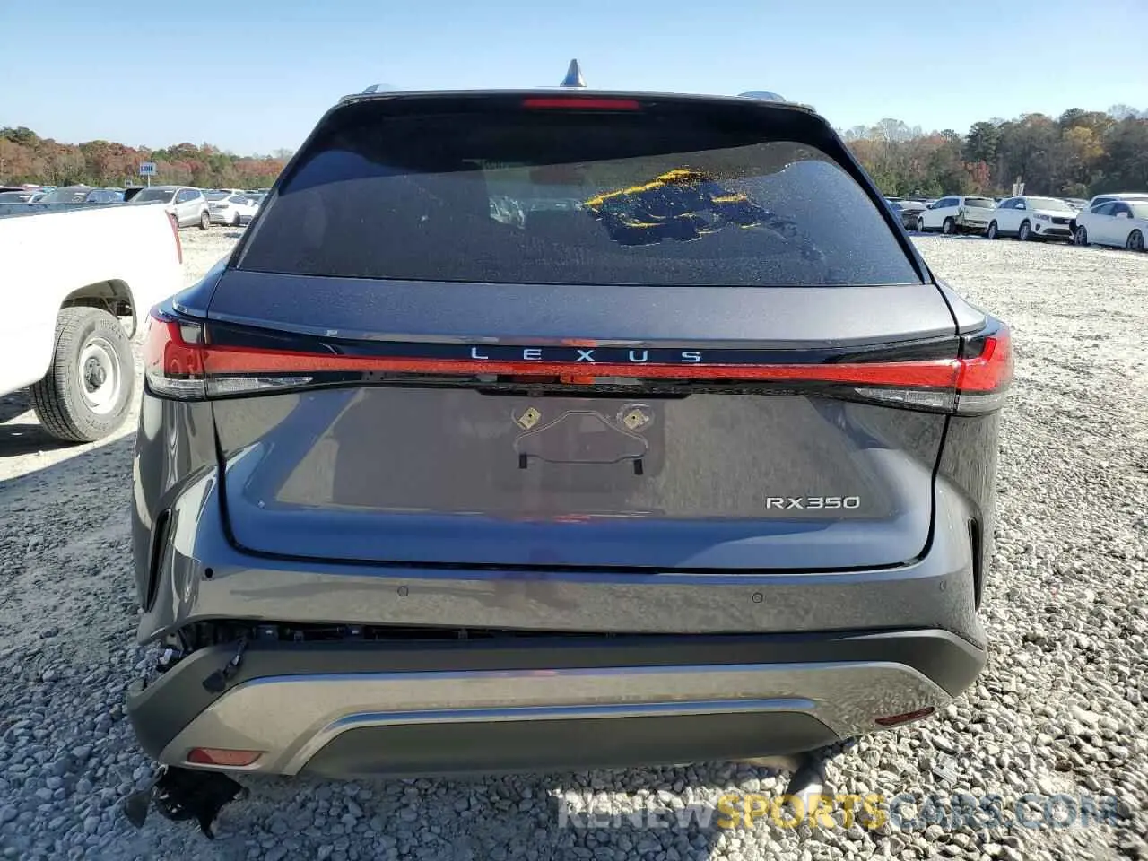6 fotografías del automóvil dañado 2T2BAMBAXPC011540 LEXUS RX350 2023