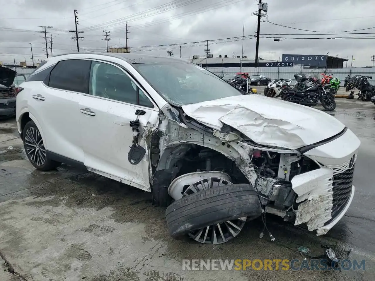 4 fotografías del automóvil dañado 2T2BAMBAXPC014521 LEXUS RX350 2023