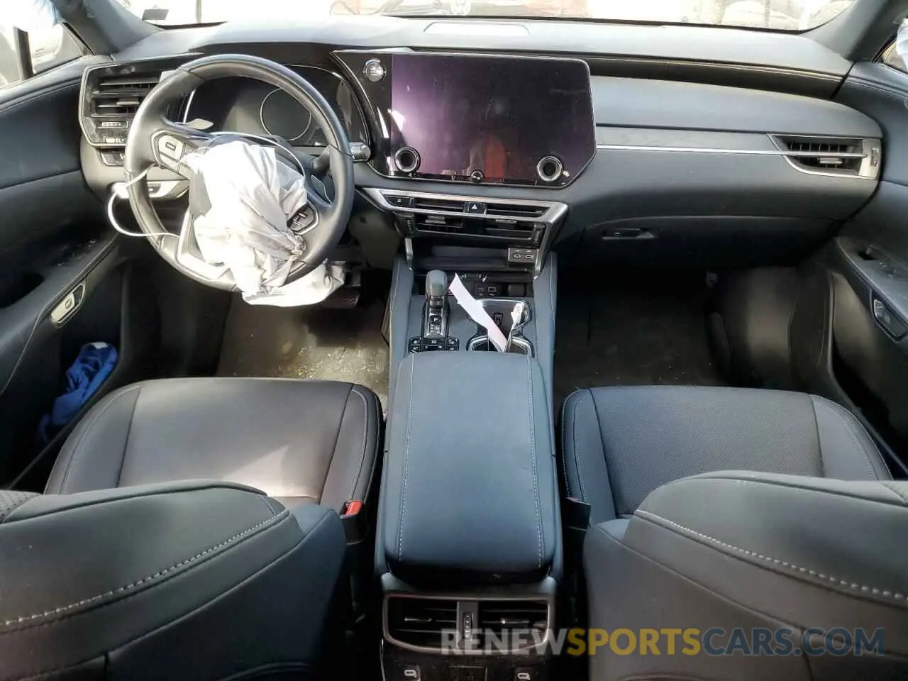 8 fotografías del automóvil dañado 2T2BAMCA0PC024005 LEXUS RX350 2023