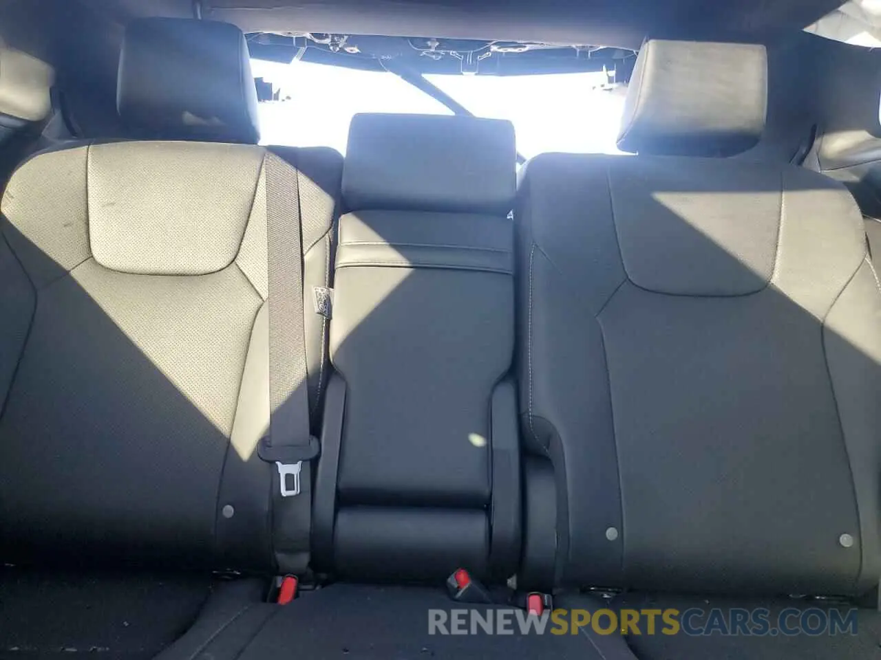 10 fotografías del automóvil dañado 2T2BAMCA1PC014924 LEXUS RX350 2023