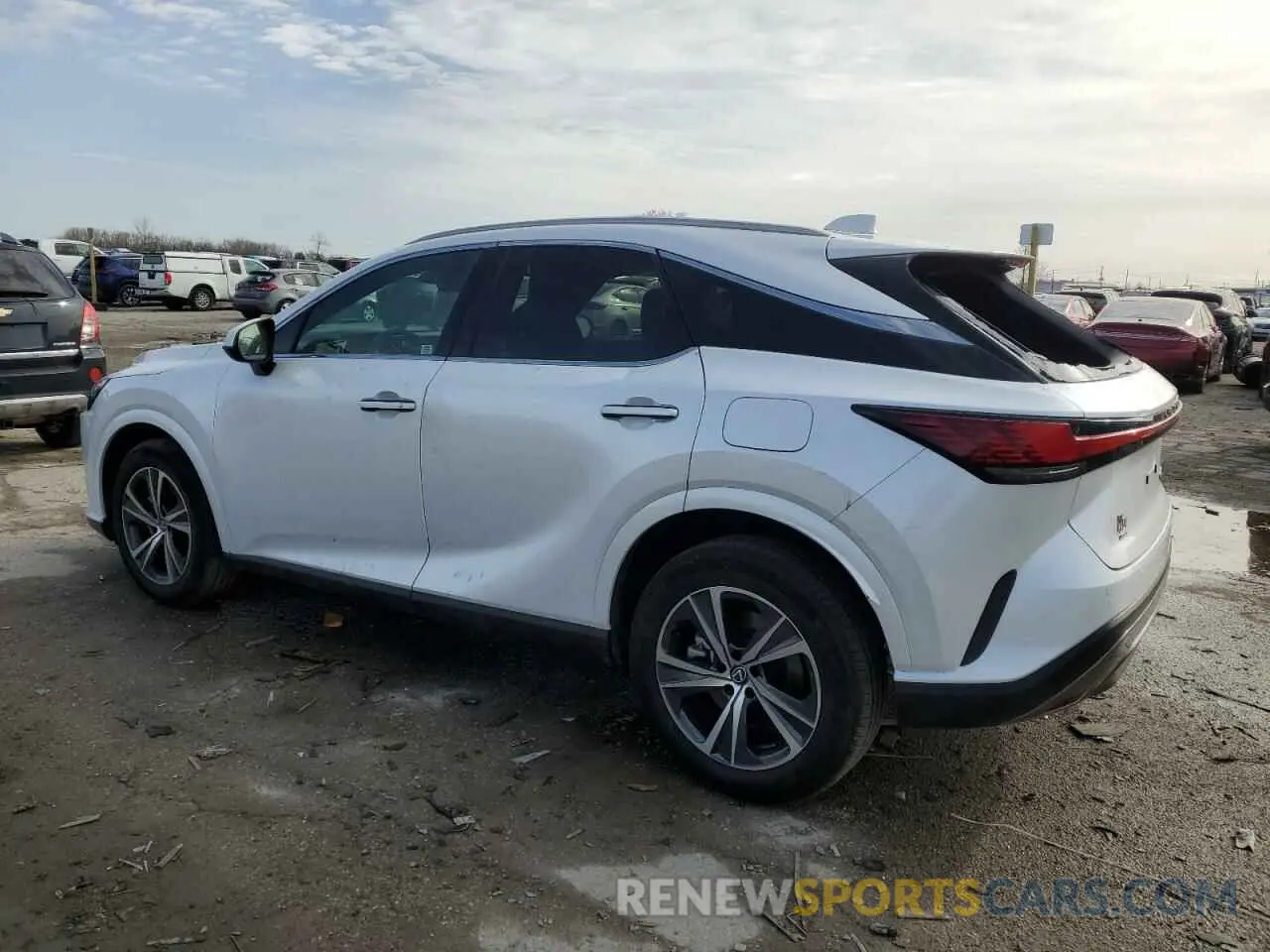 2 fotografías del automóvil dañado 2T2BAMCA3PC007473 LEXUS RX350 2023