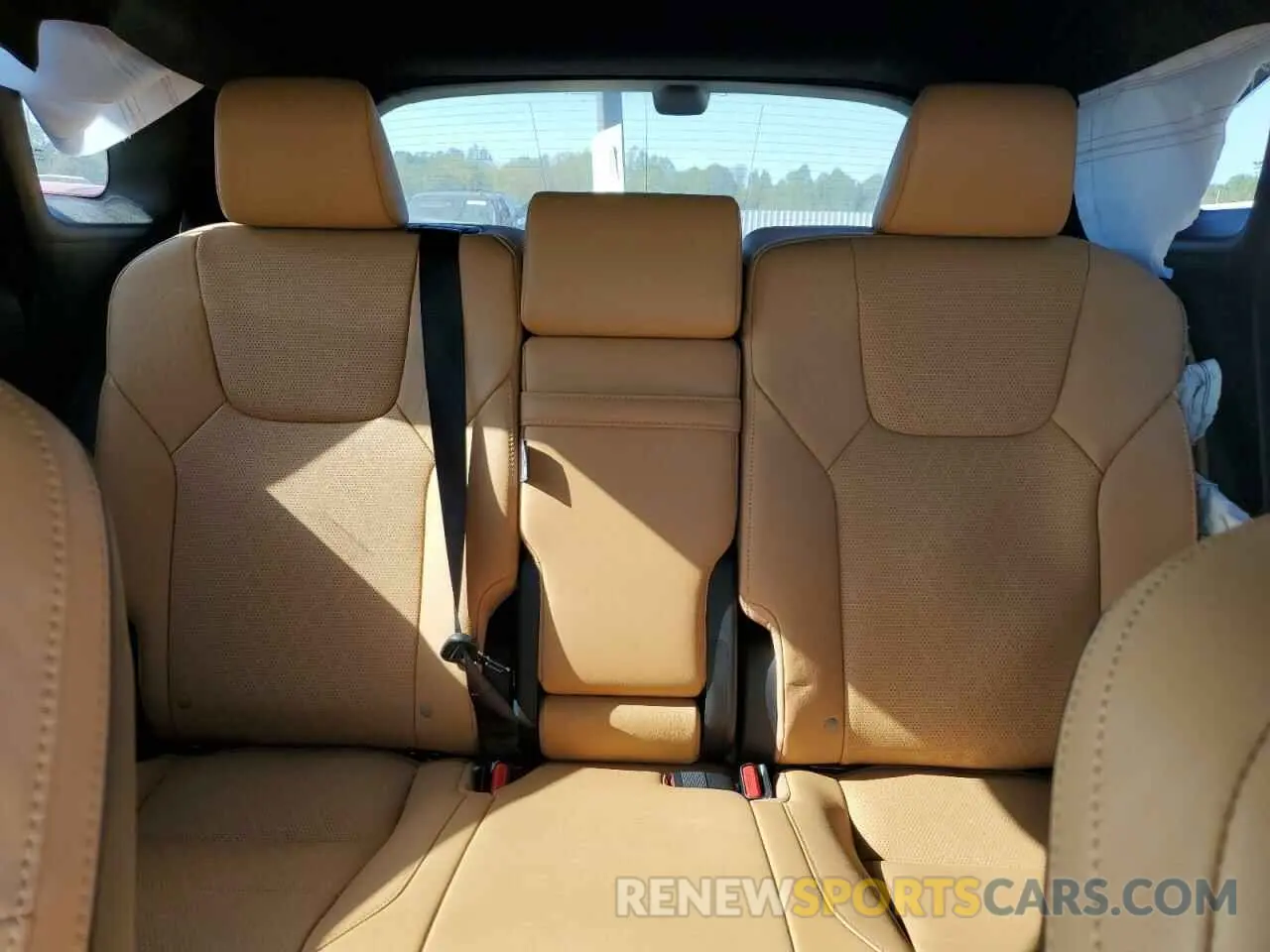 10 fotografías del automóvil dañado 2T2BAMCA3PC022040 LEXUS RX350 2023