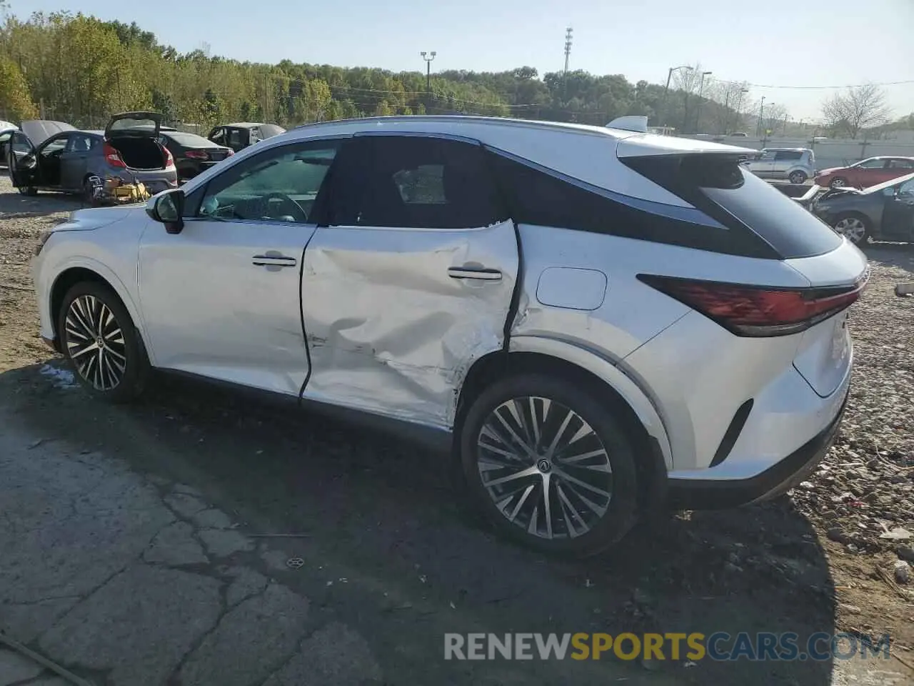 2 fotografías del automóvil dañado 2T2BAMCA3PC022040 LEXUS RX350 2023