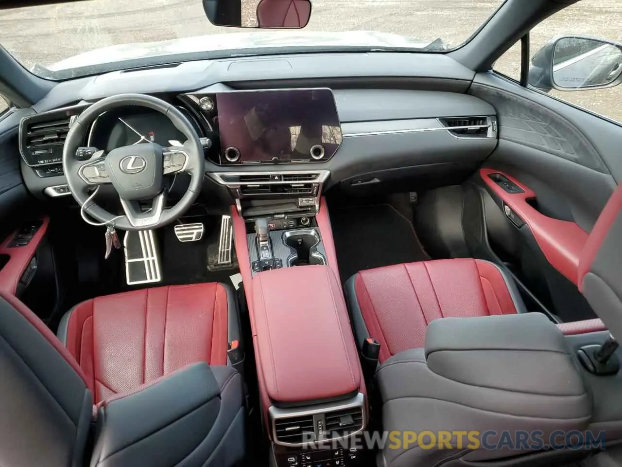 8 fotografías del automóvil dañado 2T2BAMCA4PC036142 LEXUS RX350 2023